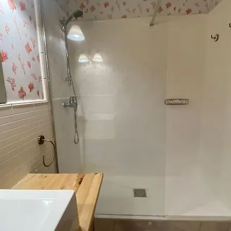 Apartment Primera Linea De Playa Reformado En Redes